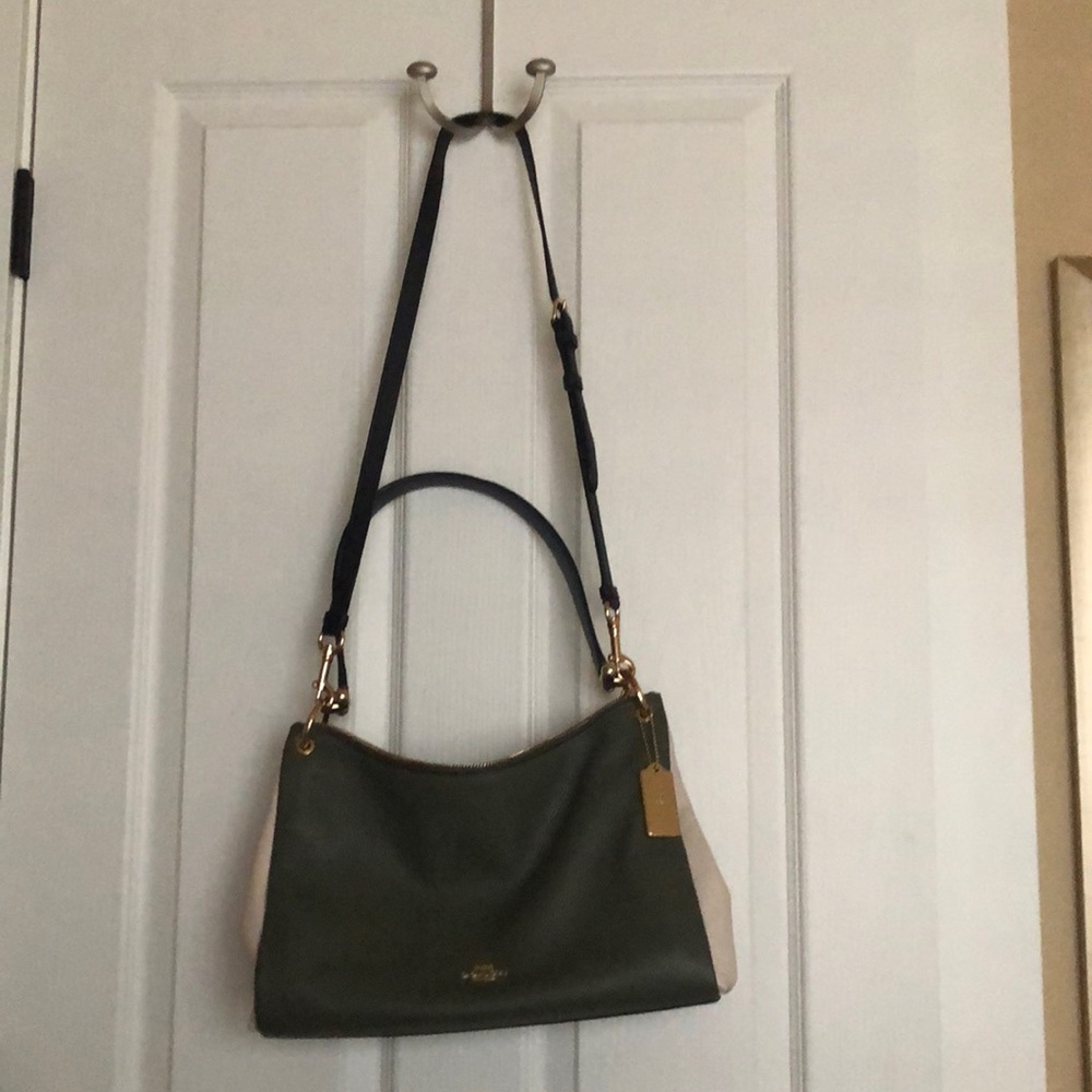 Gorgeous Coach purse, never used.